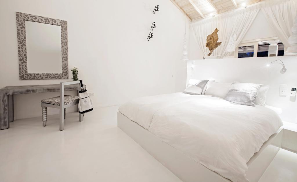 W15 Escape Villa Ahangama Room photo